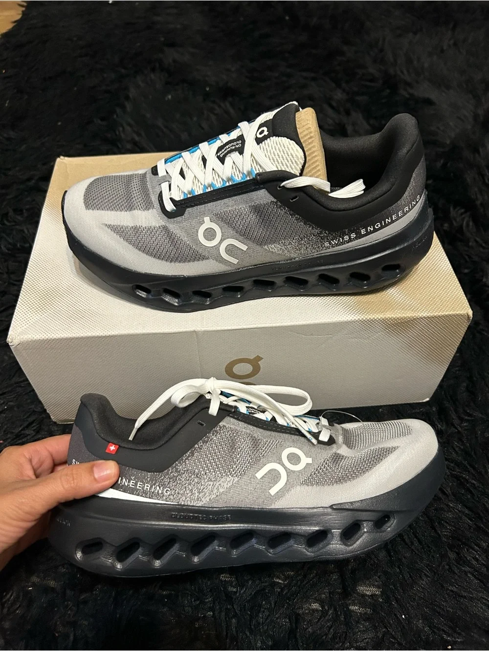 ON CLOUDSURFER Next athletic training running lace up shoes sneakers sz 9 new